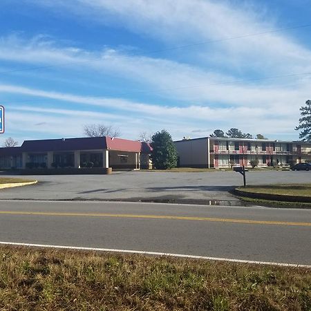 American Inn Skippers/Emporia Area 外观 照片