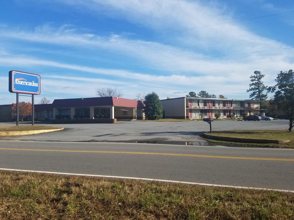 American Inn Skippers/Emporia Area 外观 照片